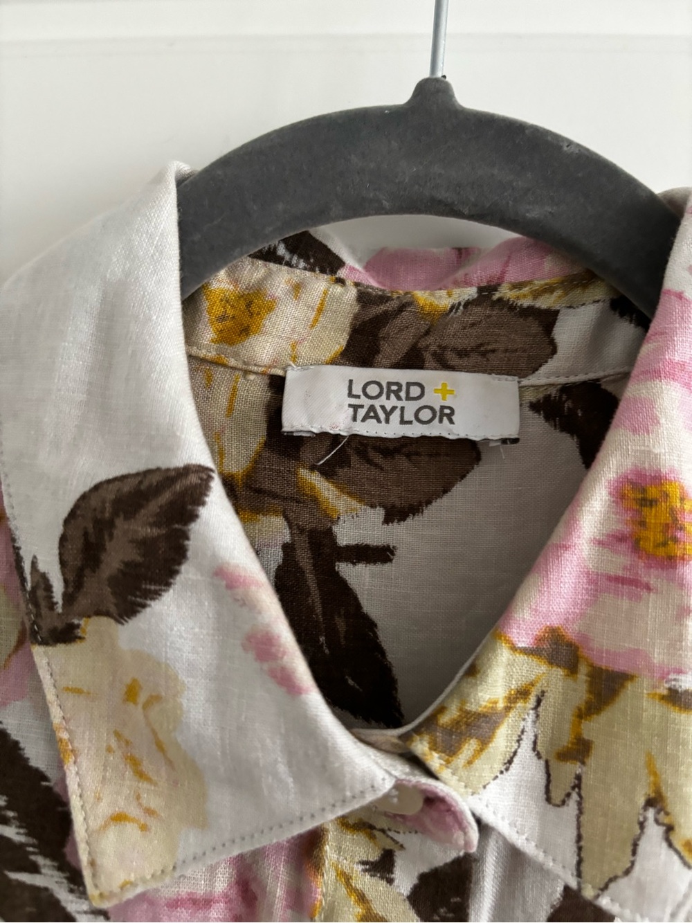 Lord + Taylor 100% Linen Floral Button Down Oversized Pink Green Yellow size M - Picture 5 of 5